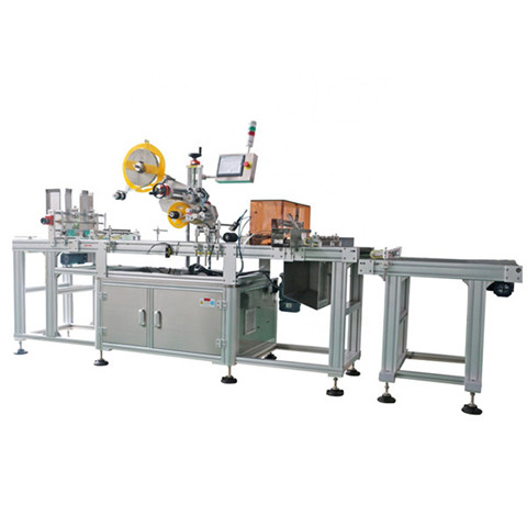 Vysokorychlostní etiketovací stroj s PVC smršťovacími rukávy o rychlosti 24 000 bph 